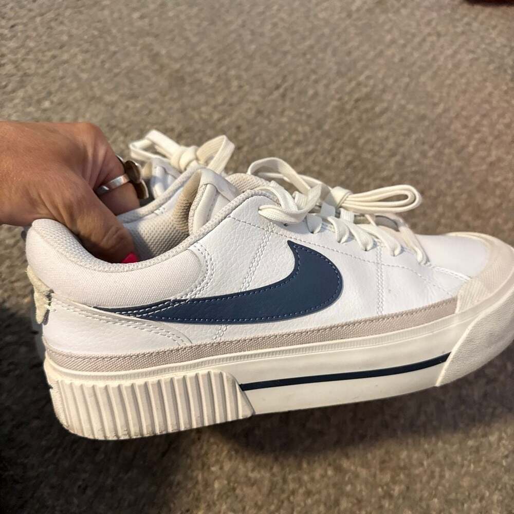 Nike Court Legacy Lift White/Diffused Blue Women's Platform Shoes 8.5